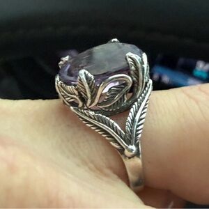 Vintage Sterling Silver Amethyst with filigree grape leaf band ring size 8